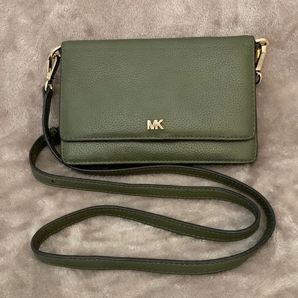Michael Kors Leather Phone Crossbody Wallet - Olive